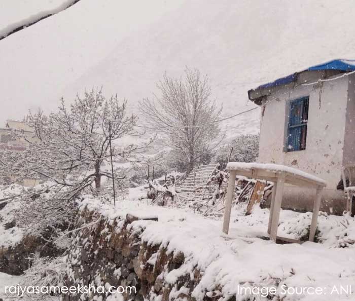 snow fall in badrinath