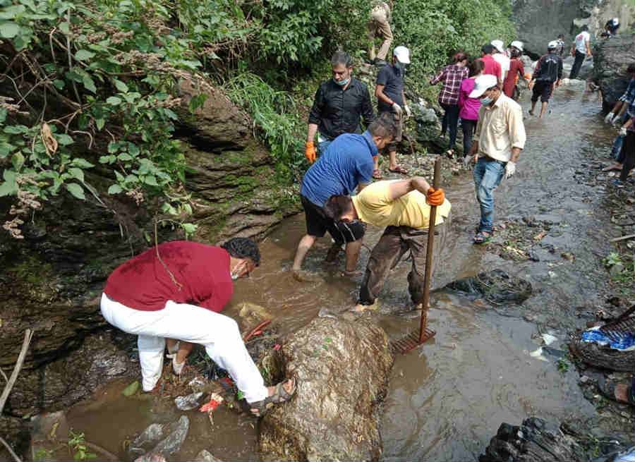 mangesh ghildiyal DM rudraprayag great work